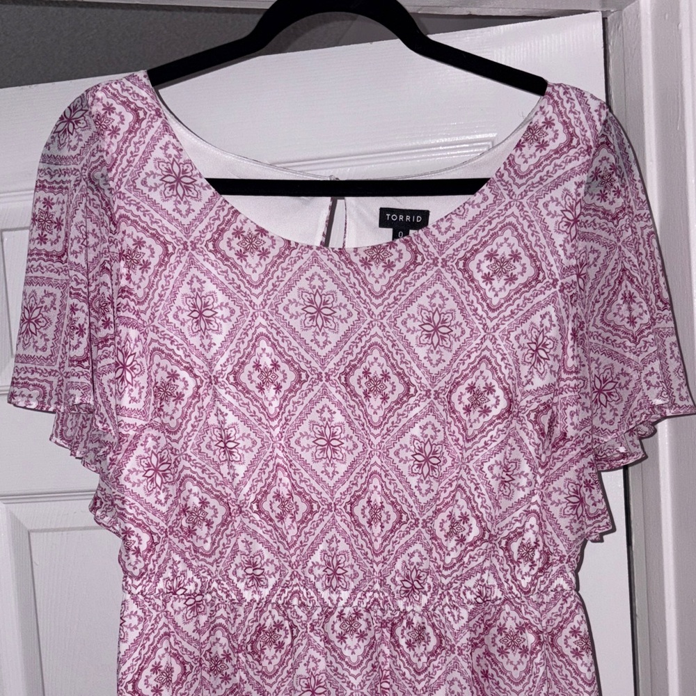 Torrid Pink and White Floral Blouse